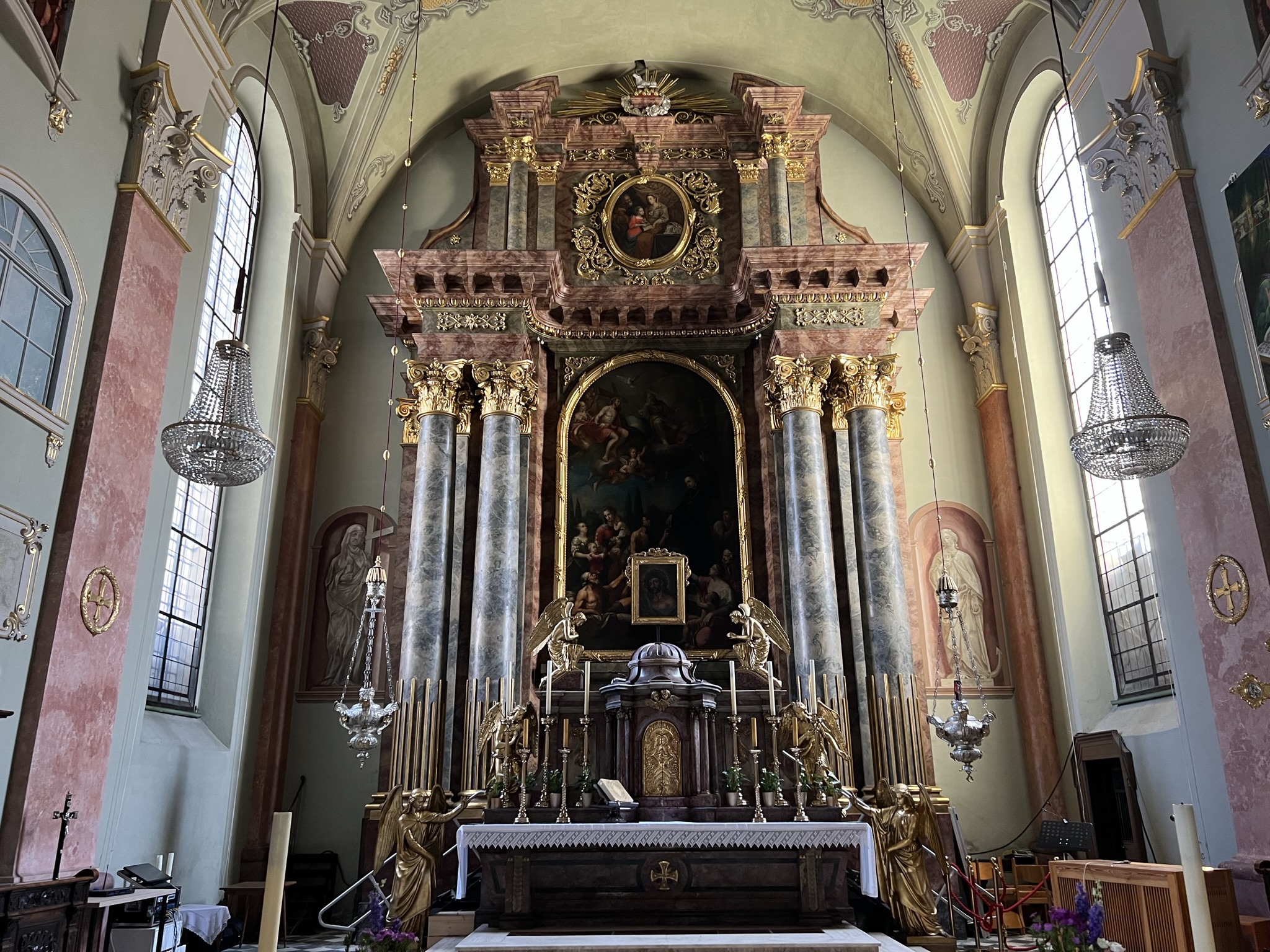 Stadtpfarrturm und Stadtpfarrkirche in Klagenfurt