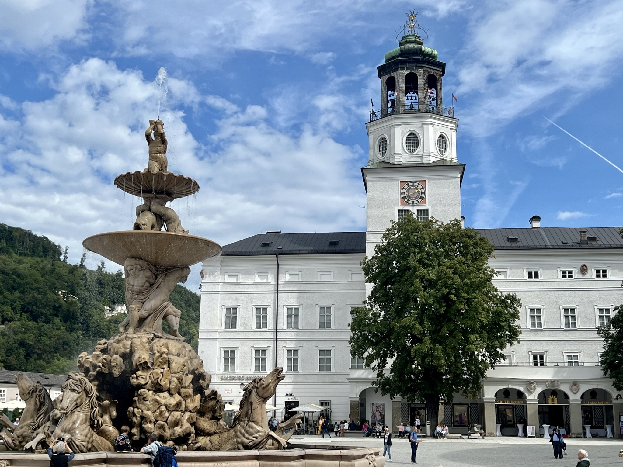 Residenzplatz & Residenzbrunnen, Salzburg
