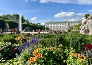Zahrady Mirabell a palác Mirabell